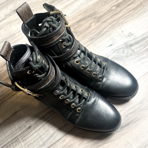 Michael Kors Bensen Leather Combat Boot - Picture 8 of 11